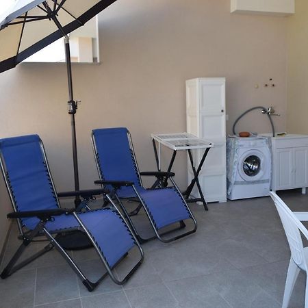 Casa Vacanze Lombardo Santa Teresa Di Riva Eksteriør billede