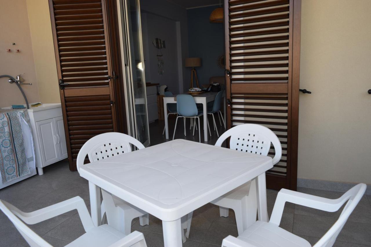 Casa Vacanze Lombardo Santa Teresa Di Riva Eksteriør billede