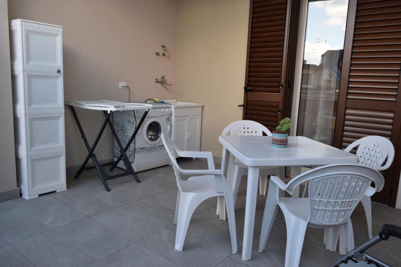 Casa Vacanze Lombardo Santa Teresa Di Riva Eksteriør billede