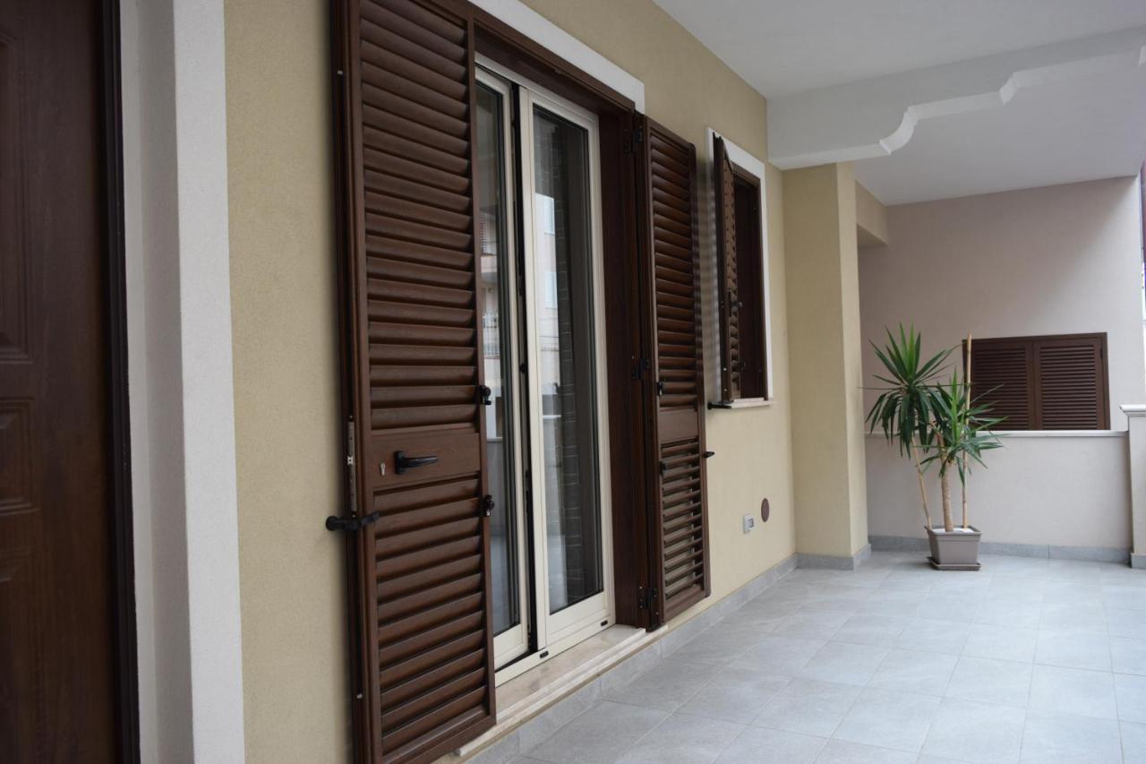 Casa Vacanze Lombardo Santa Teresa Di Riva Eksteriør billede