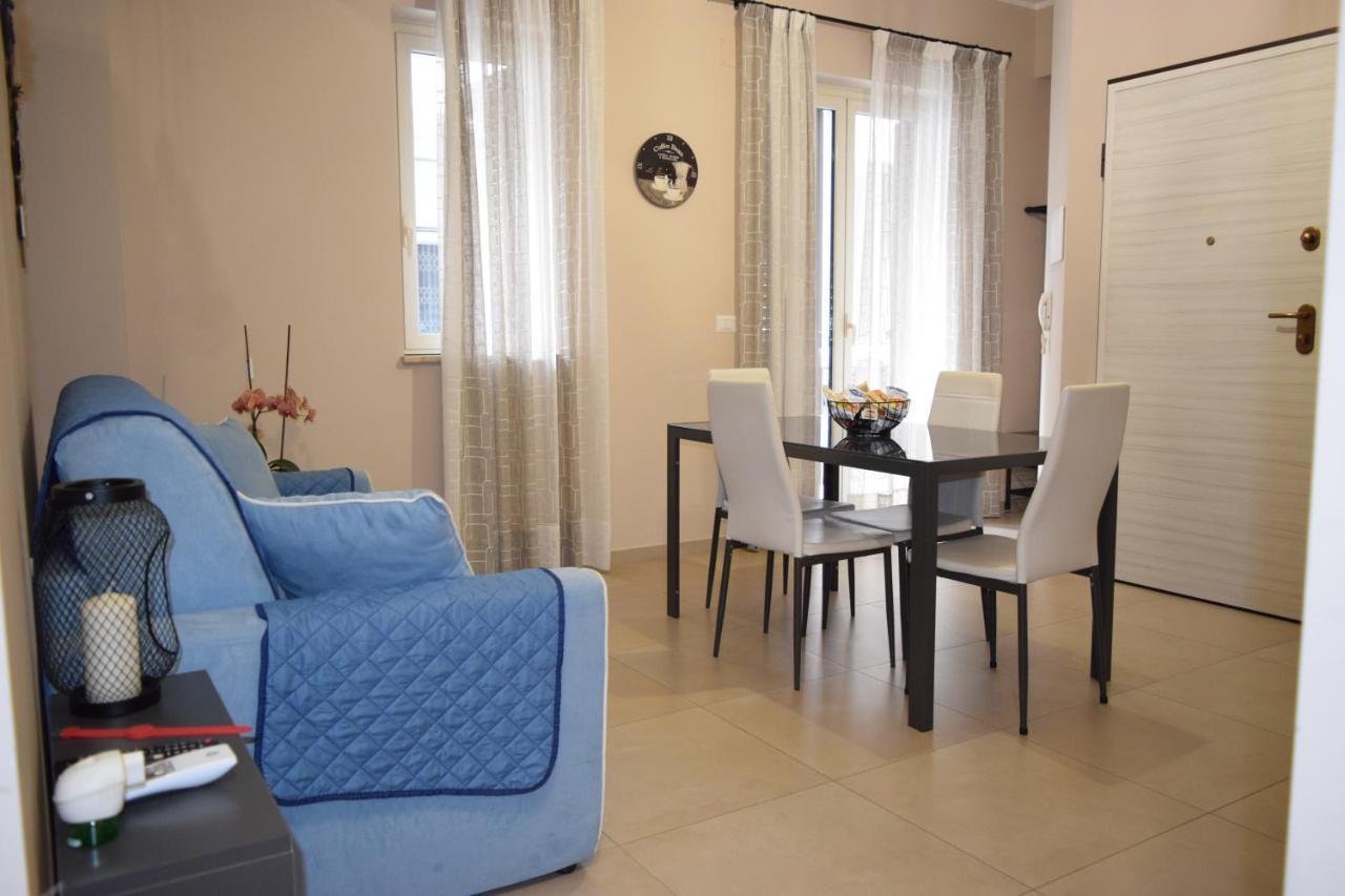 Casa Vacanze Lombardo Santa Teresa Di Riva Eksteriør billede