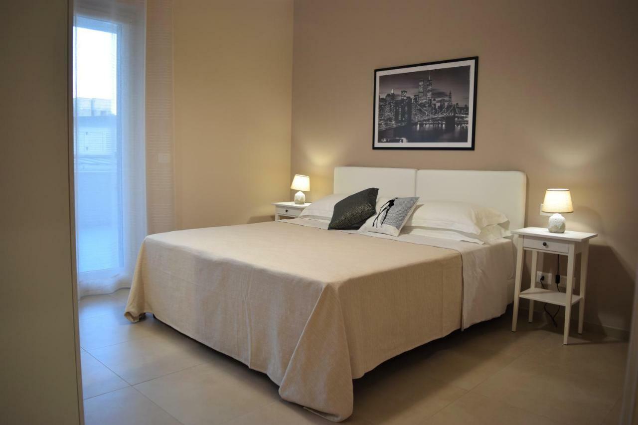 Casa Vacanze Lombardo Santa Teresa Di Riva Eksteriør billede