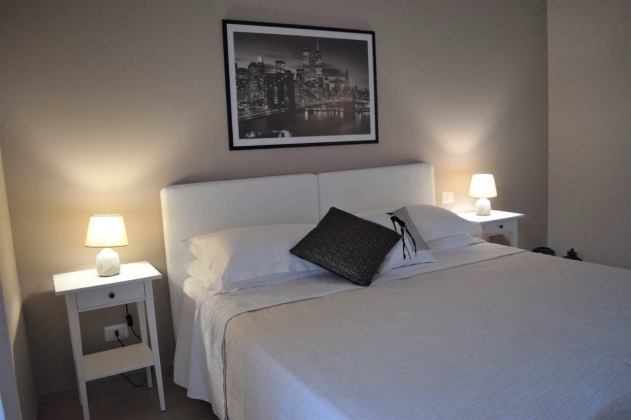 Casa Vacanze Lombardo Santa Teresa Di Riva Eksteriør billede