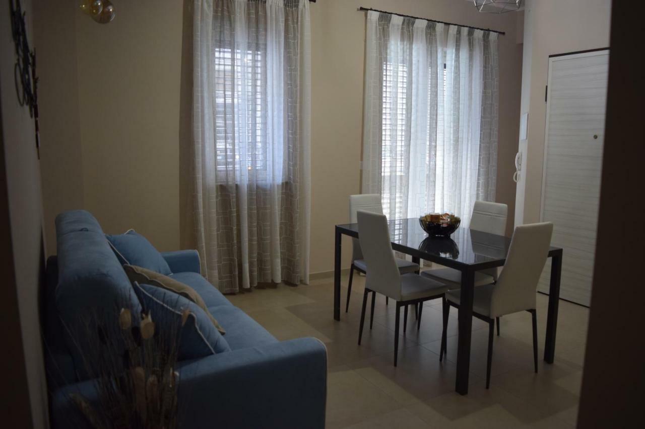 Casa Vacanze Lombardo Santa Teresa Di Riva Eksteriør billede