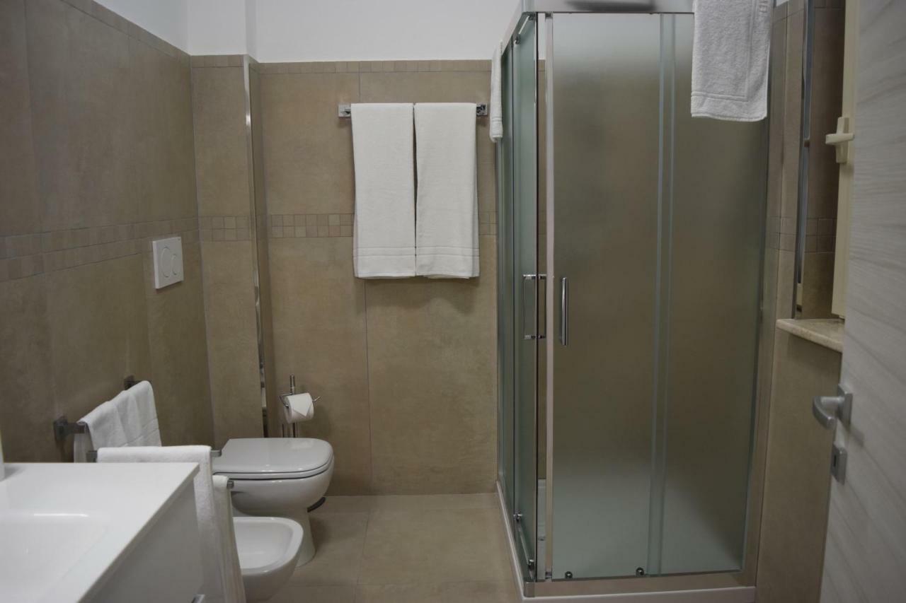 Casa Vacanze Lombardo Santa Teresa Di Riva Eksteriør billede