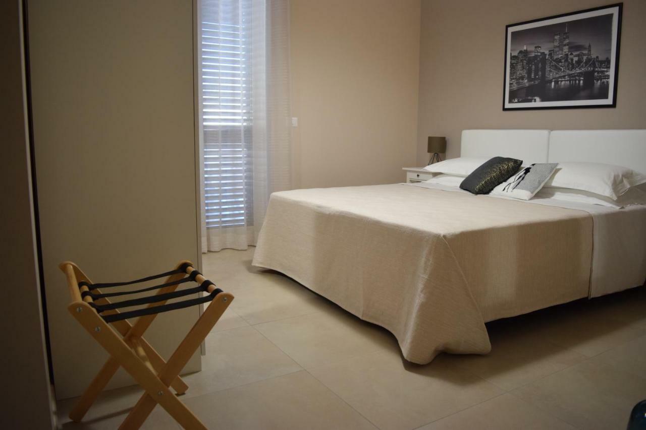 Casa Vacanze Lombardo Santa Teresa Di Riva Eksteriør billede