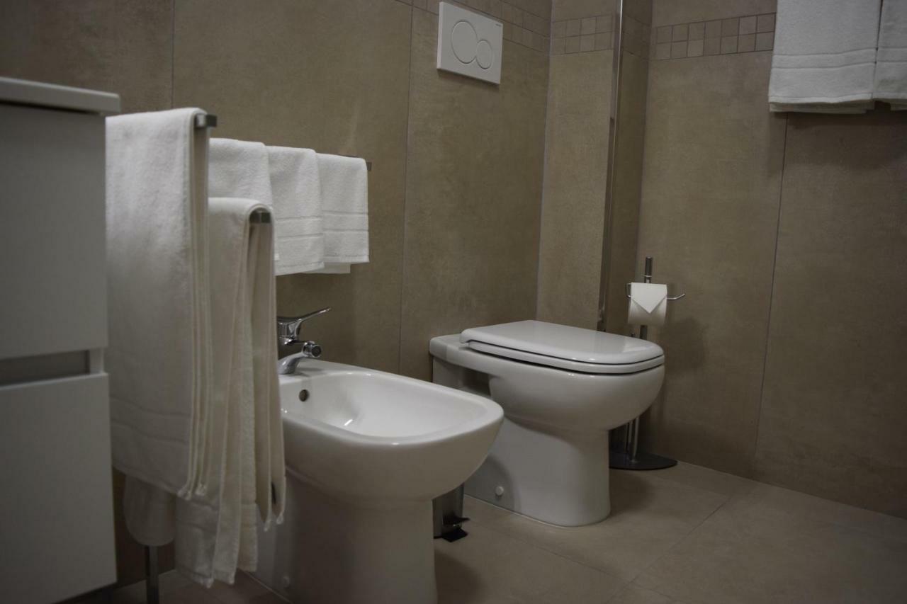 Casa Vacanze Lombardo Santa Teresa Di Riva Eksteriør billede