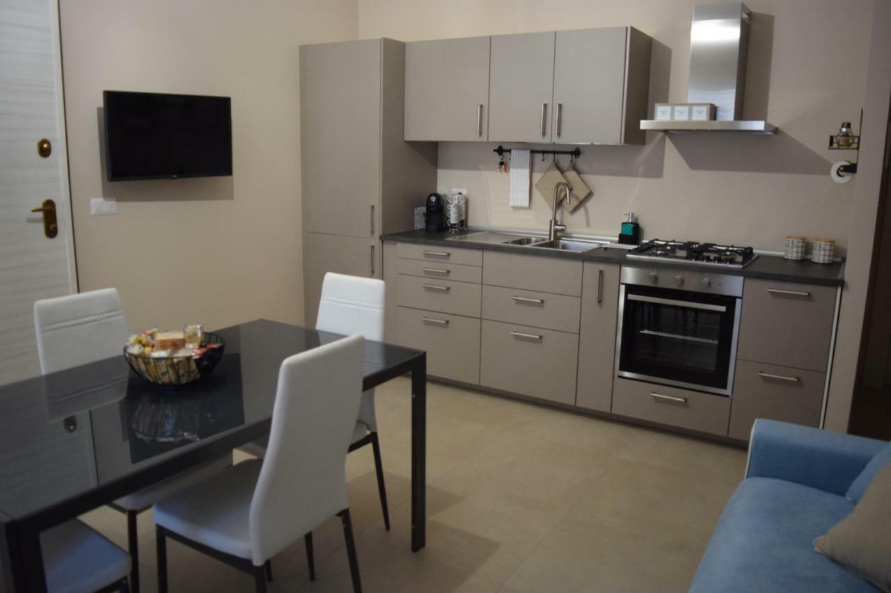 Casa Vacanze Lombardo Santa Teresa Di Riva Eksteriør billede